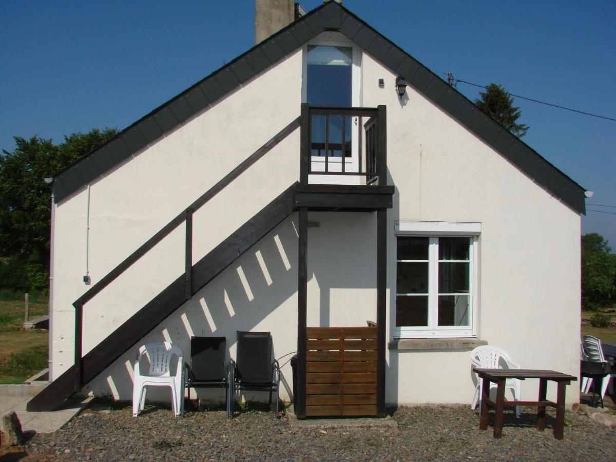 La Blanche Roche Bed & Breakfast Sourdeval Екстериор снимка